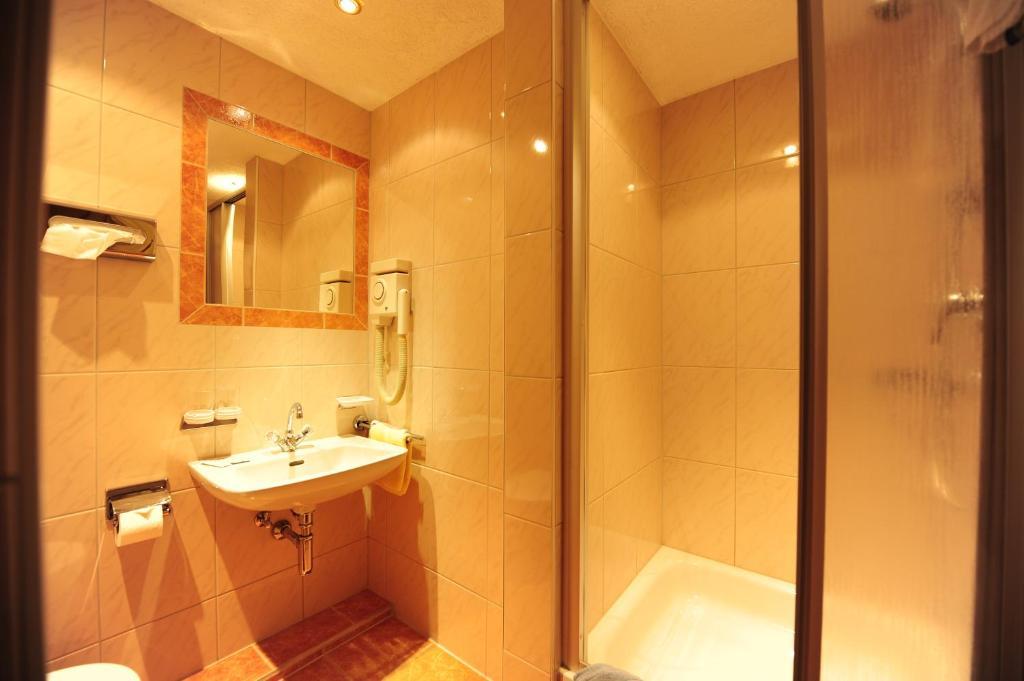 Hotel Toni Гальтюр Номер фото