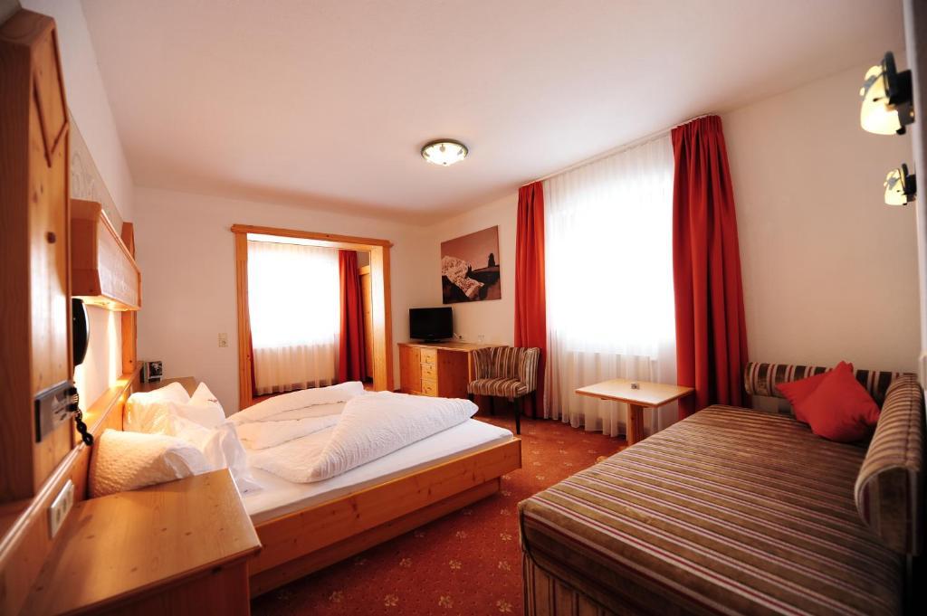 Hotel Toni Гальтюр Номер фото