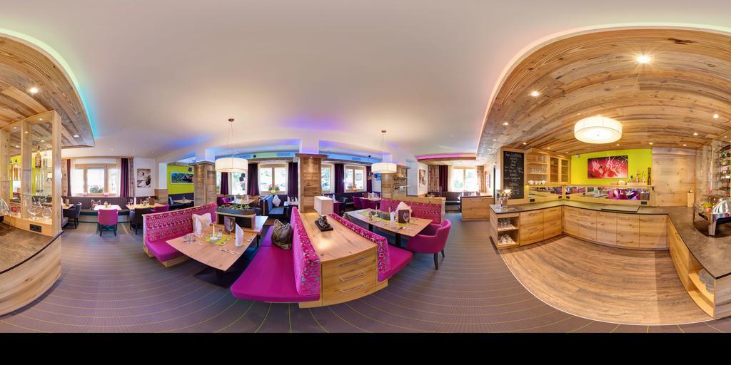 Hotel Toni Гальтюр Экстерьер фото